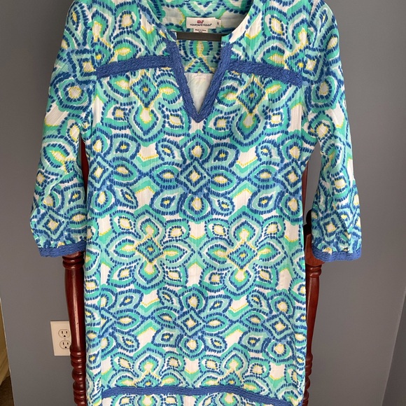 Vineyard Vines dress - Picture 2 of 5